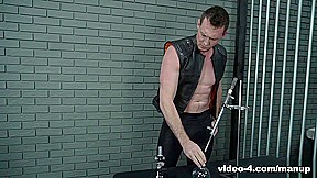 Cameron Kincade & Pierce Paris in Alpha Stud Returns 1 – ManUpFilms