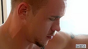 MEN – It Doesn’t Take Long For Adam Bryant To Show His Amazing Body & Beautiful Cock To Jimmy Fanz