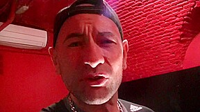 Rony used by Aday Traun in public toilets – CrunchBoy