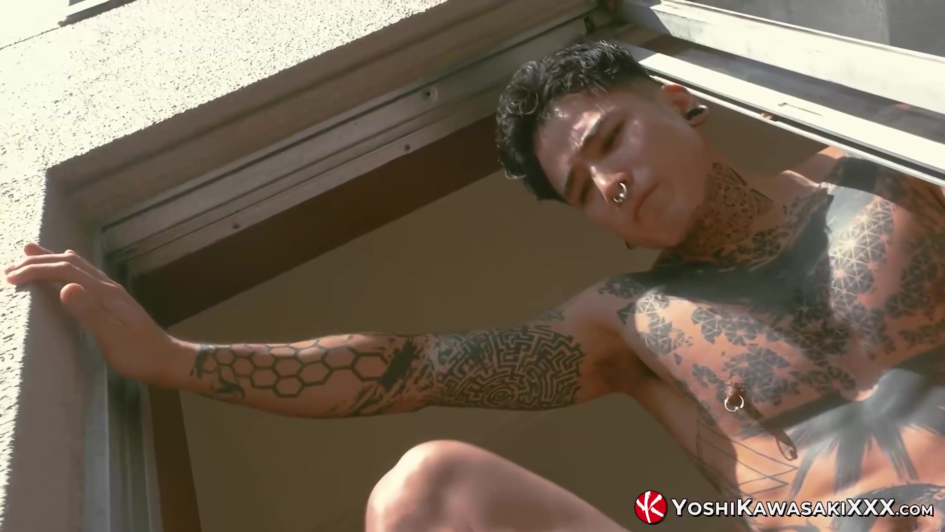Yoshi Kawasaki – Jerks Off Throbbing Cock