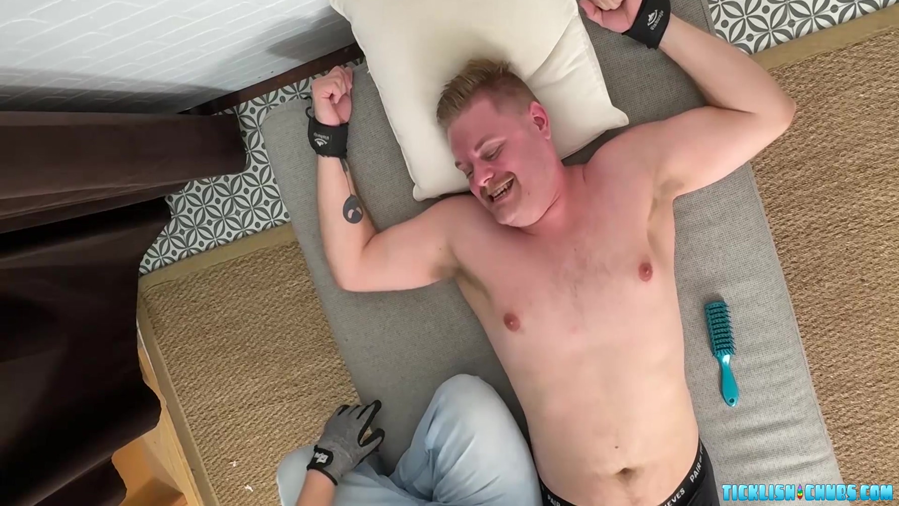 Dominant Bear Matt Tickles His Submissive Friend Ryder