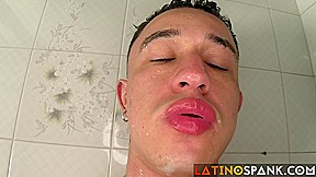 Model Introduction: Ernie Shows what he’s got for Daddy