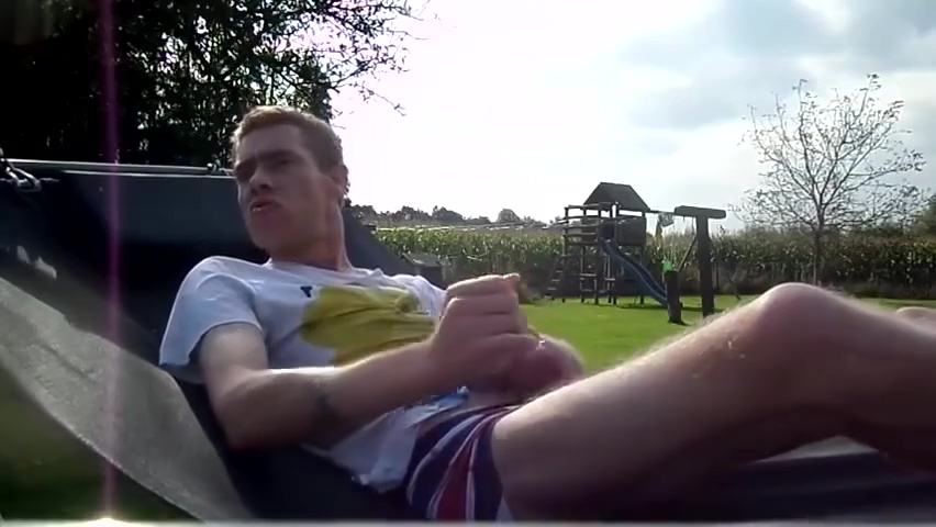 Skinny Guy Pisses And Cums On Himself