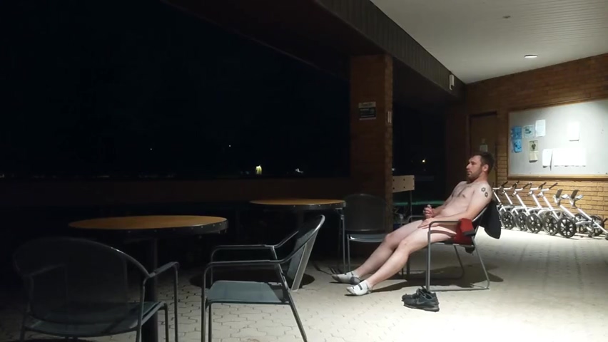 [abx][4][520] – Fully Nude Outdoors At The Golf Club