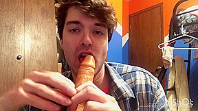 Horny Twink Sucks On Big Dildo – Niko Springs