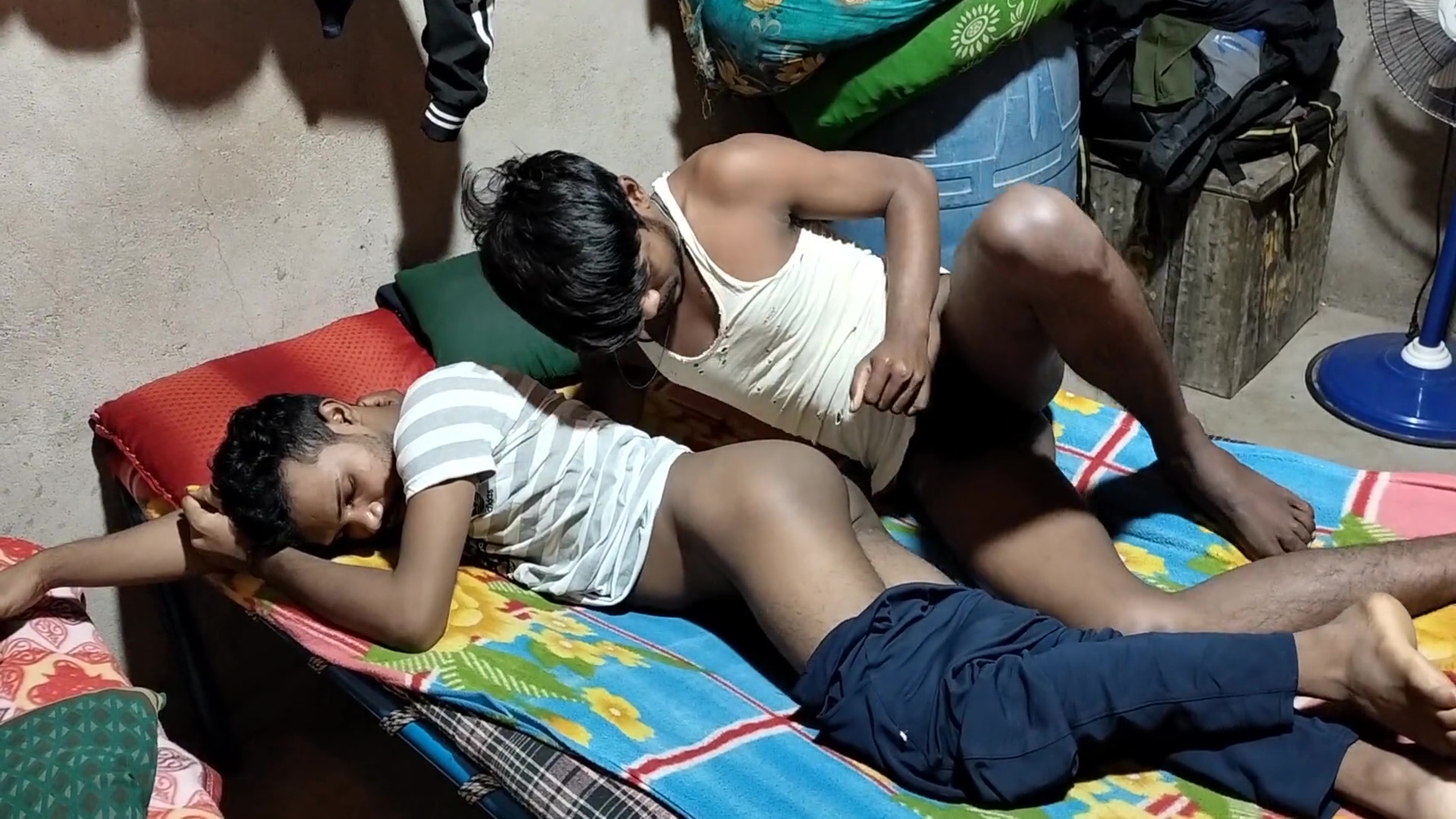 Town Housewife Stepbrother Gay Village Gay Romantic And Sexi Video – Gay Movies In Hindi With Gay Young And Gay Boy