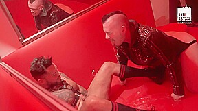 Muscular Top Viktor Destroys Axel Abysse’s Hole