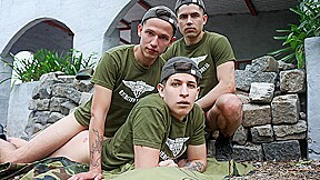 Need a Break to Fuck? These Military Hunks Sure Do – MilitaryDick