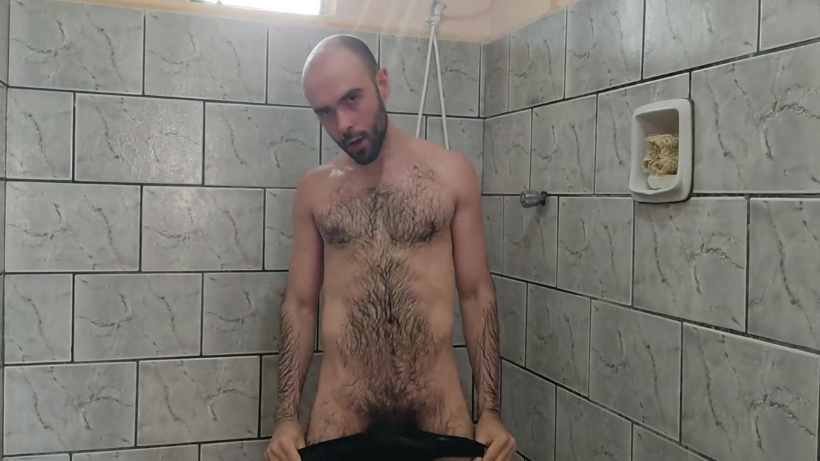 Taking A Shower Fingering Hairy Ass And Masturbating With Louis Ferdinando