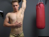 Fit Teen Gets Handjob From Stranger After Gym Workout